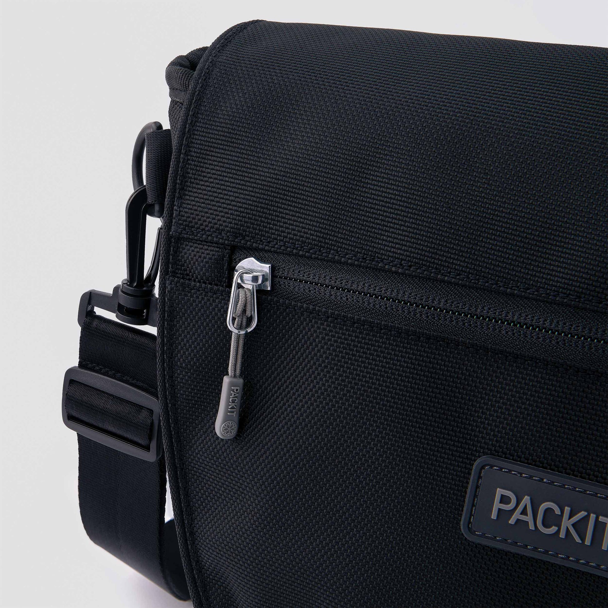 freezable-brooklyn-crossbody-r6 freezable-brooklyn-crossbody-black-ecofreeze-plus-zoom-zipper-pull.jpg