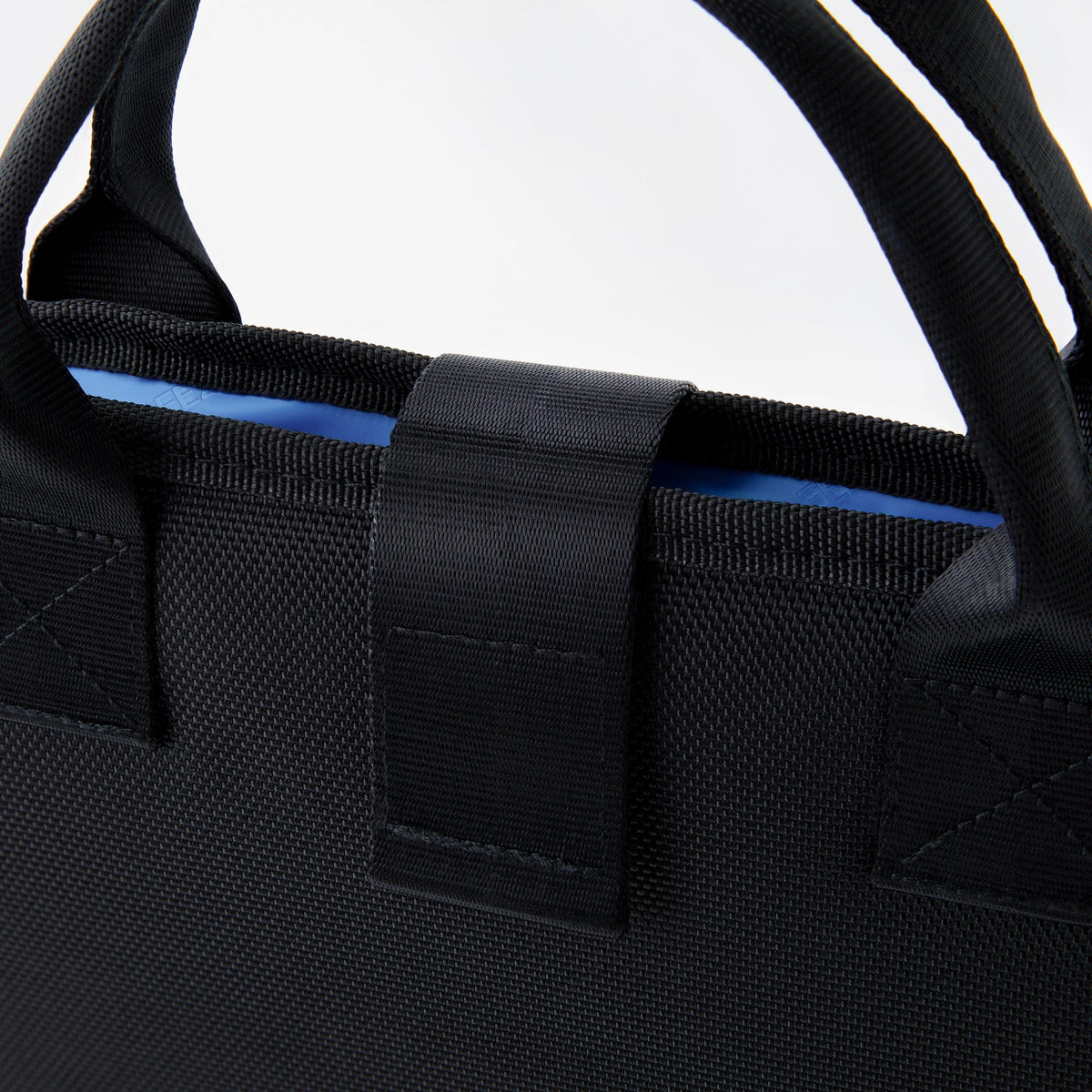 freezable-chill-board-large-f1 freezable-chill-board-large-black-ecofreeze-plus-zoom-handles.jpg