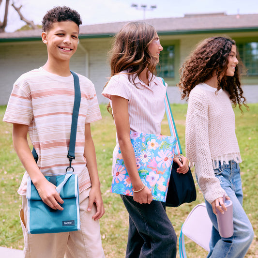 freezable-houston-lunch-bag-y1 freezable-houston-lunch-bag-agave-lifestyle-walking-to-school.jpg