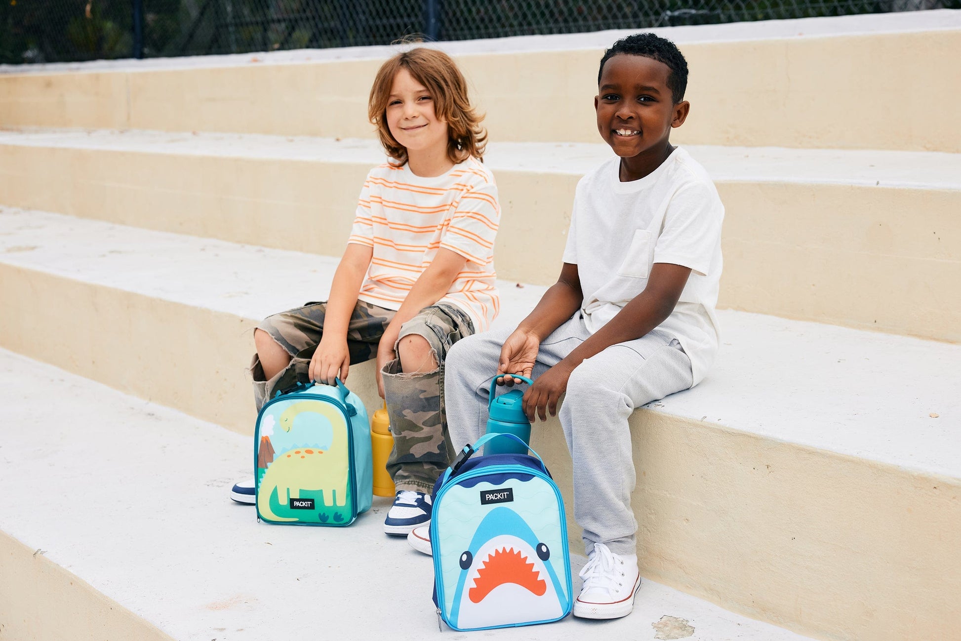 freezable-playtime-lunch-box-b0 freezable-playtime-lunch-box-shark-attack-lifestyle-yard-sitting.jpg