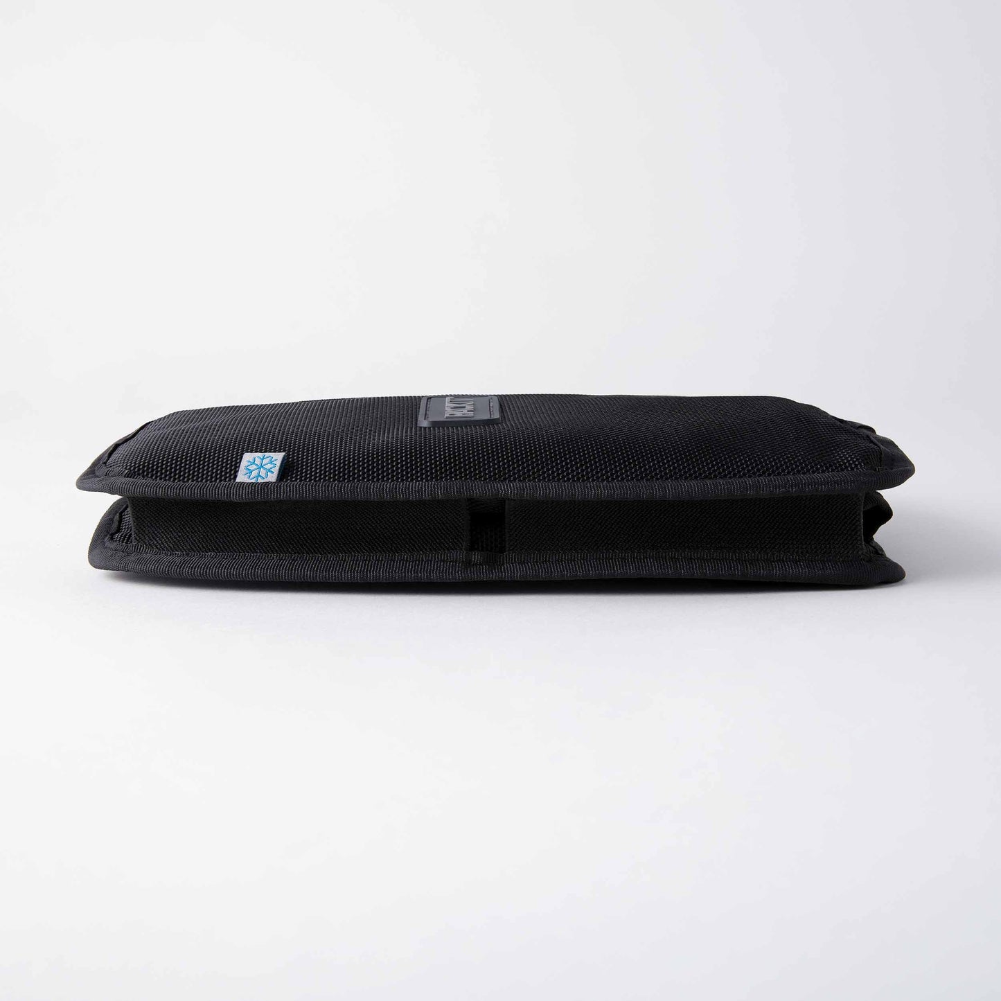 freezable-wine-cooler-j8 freezable-wine-cooler-black-flat.jpg